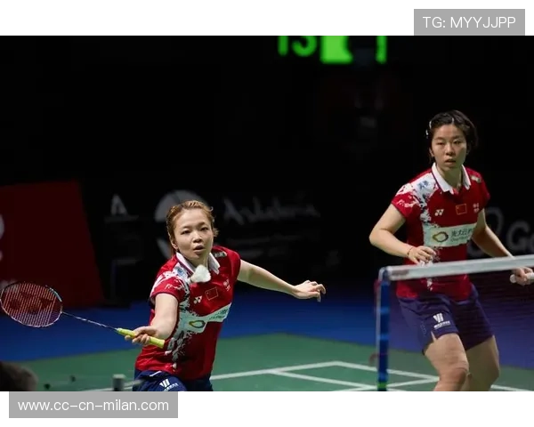 凡尘组合吊球配合精准打穿对手